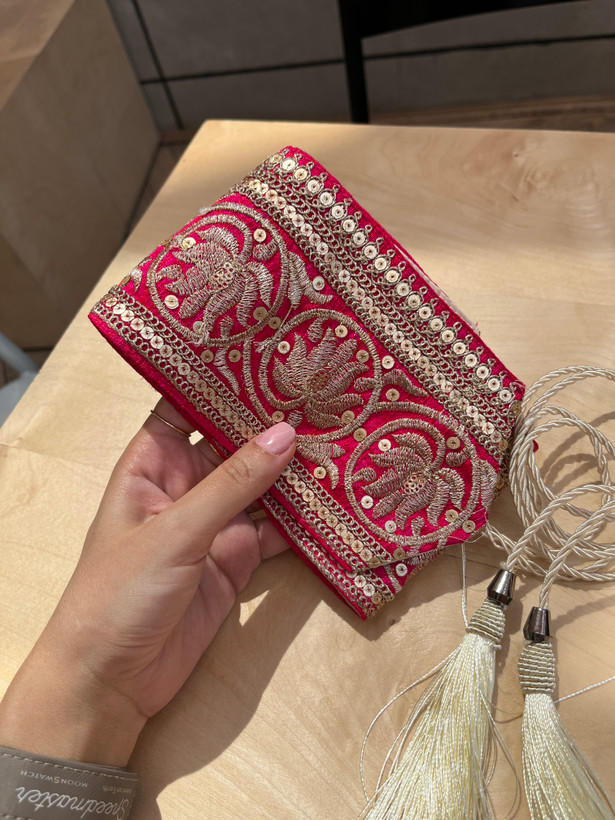 کمربندسوزن دوزی سرخابی