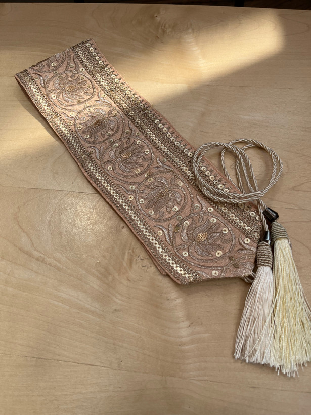 کمربند سوزن دوزی گلبهی