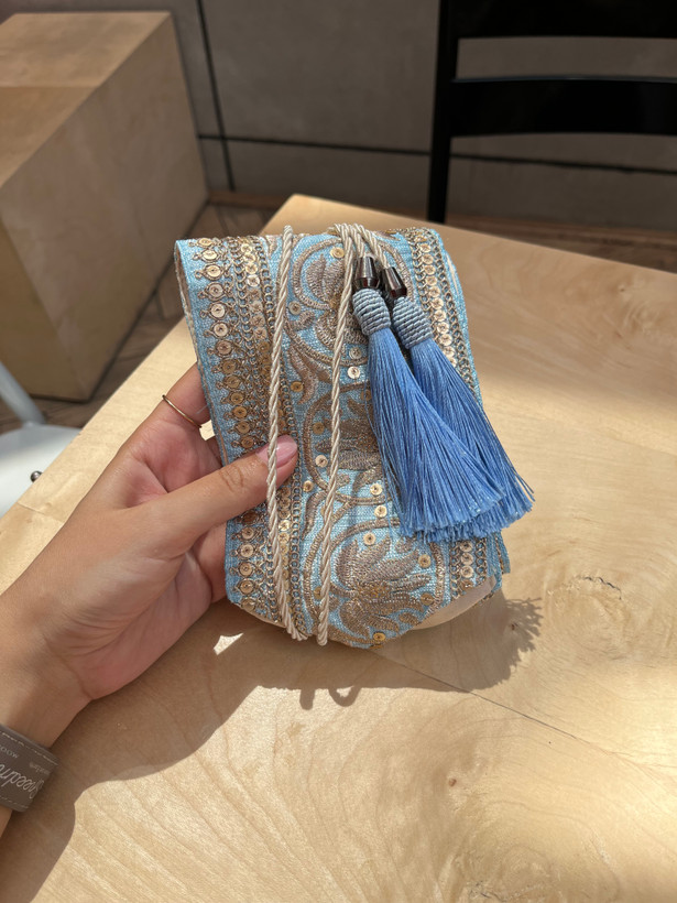 کمربند سوزن دوزی آبی