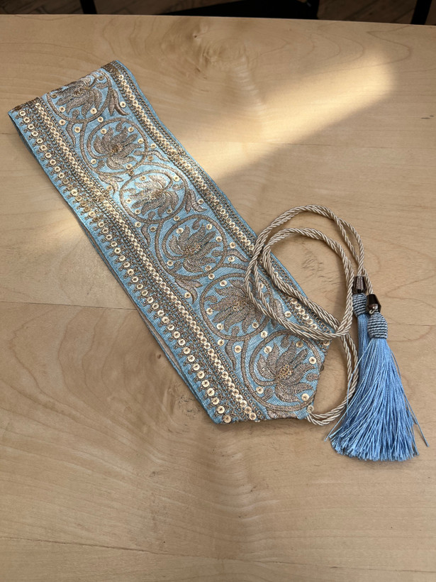 کمربند سوزن دوزی آبی