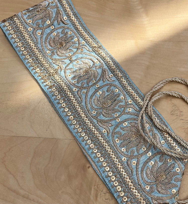 کمربند سوزن دوزی آبی
