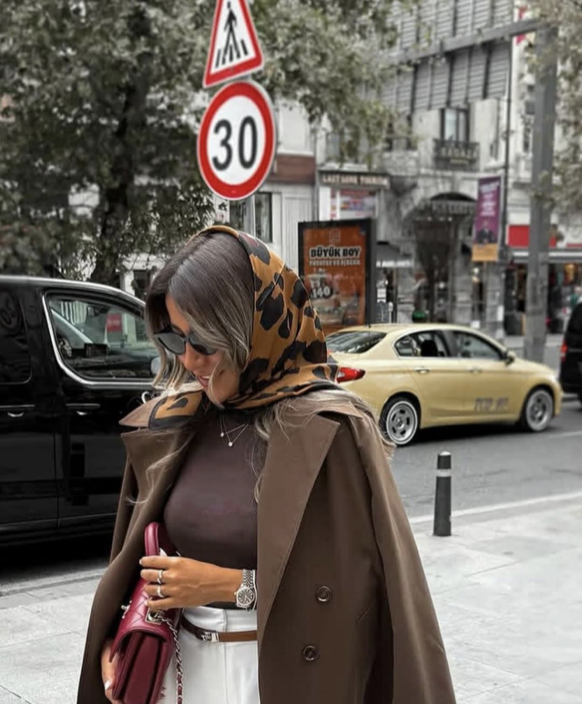 مینی اسکارف پلنگی قهوه ای